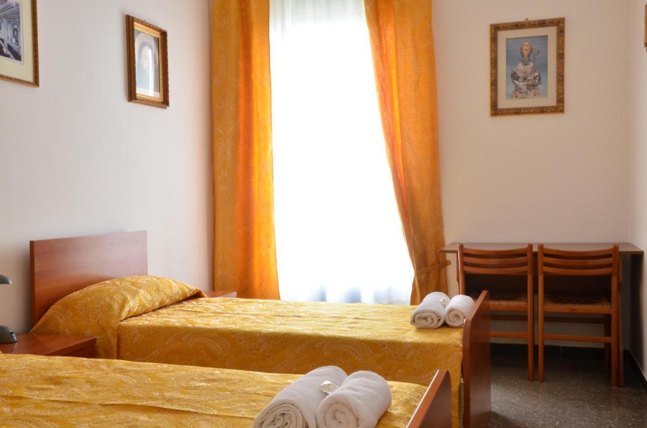 Casa Per Ferie Jpii Dom Polski Рим Экстерьер фото